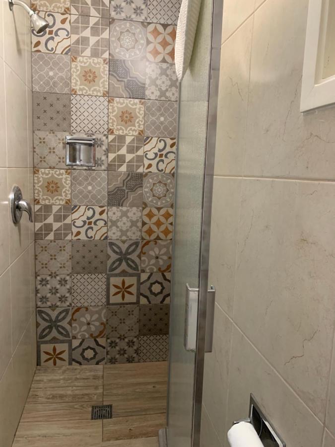 Dali Suites Hotel 티후아나 외부 사진
